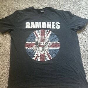 Black Ramones Graphic T-Shirt England UK grunge vintage BERSHKA cotton